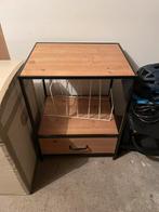 Houten nachtkastje/bijzettafel in metalen frame, Huis en Inrichting, Kasten | Ladekasten, Ophalen, Gebruikt, 1 of 2 laden, 50 tot 100 cm