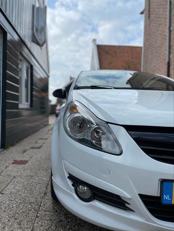 Koplampen polijsten beschikbaar voor biedingen