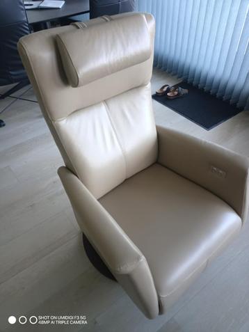 Relax fauteuil + sta-op-stoel merk Prominent type Toscana. beschikbaar voor biedingen