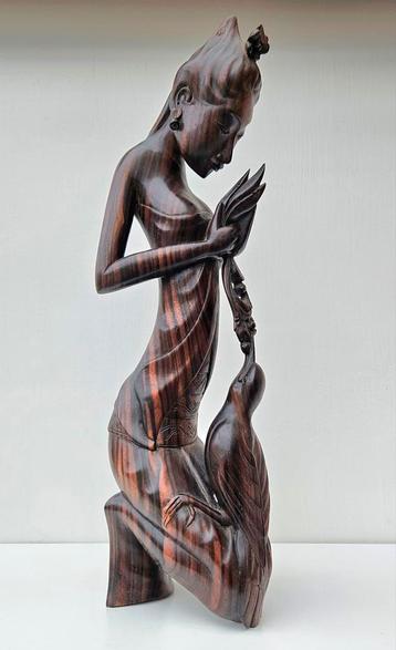 Balinees houtsnijwerk  beschikbaar voor biedingen