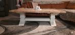Houten salontafel met robuuste poten, Huis en Inrichting, Tafels | Salontafels, Ophalen of Verzenden