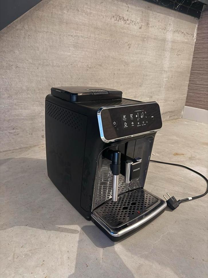 Philips 2220 Volautomaat Espressomachine - met defect, Witgoed en Apparatuur, Koffiezetapparaten, Gebruikt, Koffiebonen, Espresso apparaat