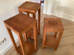 Set van 3 bijzettafeltjes/plantentafels. Massief eiken,bruin, Huis en Inrichting, Ophalen, Minder dan 55 cm, Gebruikt, 60 cm of meer