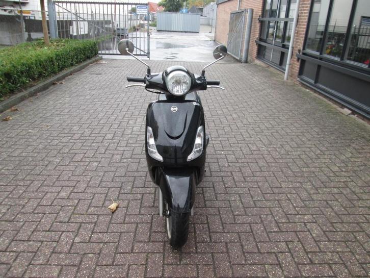 Low Budget scooters, Fietsen en Brommers, Scooters | SYM, Gebruikt, Overige modellen, Maximaal 45 km/u, Benzine, Ophalen