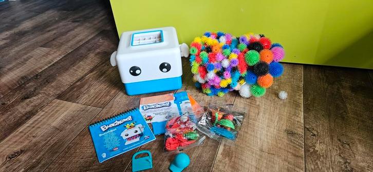 Bunchems BunchBot set, Kinderen en Baby's, Speelgoed | Bouwstenen, Zo goed als nieuw, Overige merken, Ophalen of Verzenden