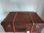K256 VINTAGE koffer / hutkoffer van geperst karton en hout, Ophalen