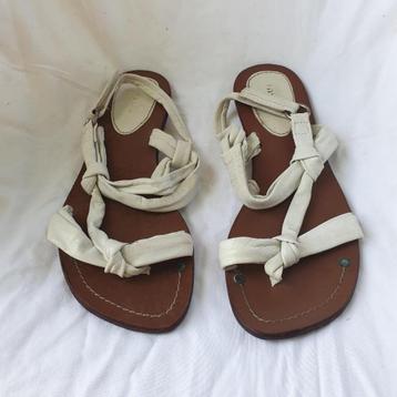 Mooie leren sandalen. Mt 37. Merk Invito beschikbaar voor biedingen