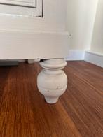 Grote houten kast met bovenlijst, Ophalen, Gebruikt