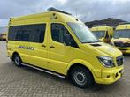 Mercedes-Benz Sprinter 319CDI L2H2 AMBULANCE Automaat Airco, Auto's, Automaat, Gebruikt, 2000 kg, 4 stoelen