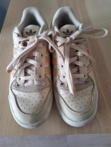 Adidas sneakers maat 39 1/3 beschikbaar voor biedingen