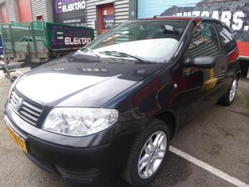 Fiat Punto 1.2 ,ZUINIG! Zwart, alles elektrisch, etc. beschikbaar voor biedingen