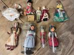 Oude poppen in klederdracht, Verzamelen, Poppen, Ophalen of Verzenden, Gebruikt, Pop