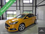 Ford Focus 2.0 ST-2 |Recaro|Navi|Camera|Super netjes!|, Lichtsensor, 15 km/l, Gebruikt, 4 cilinders