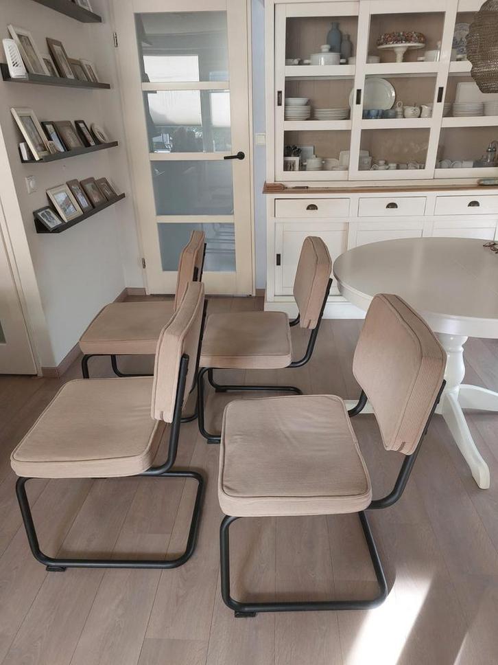 Zandkleurige ribstof eetkamerstoelen met zwarte poten, Huis en Inrichting, Stoelen, Gebruikt, Vier, Ophalen