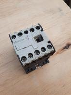 magneetschakelaar 230v, Hobby en Vrije tijd, Elektronica-componenten, Ophalen of Verzenden, Zo goed als nieuw