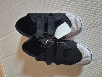 Gymschoenen  beschikbaar voor biedingen