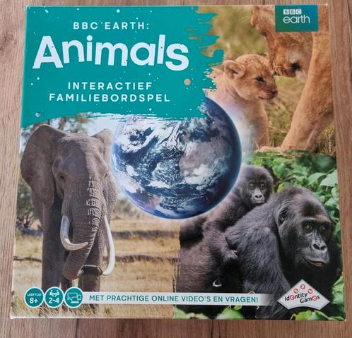 Bbc earth Animals interactief bordspel, Hobby en Vrije tijd, Gezelschapsspellen | Kaartspellen, Zo goed als nieuw, Ophalen of Verzenden