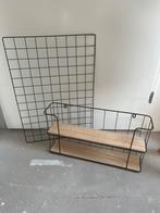 Zwart metalen wandrek en wandplank met hout, Ophalen of Verzenden, Zo goed als nieuw