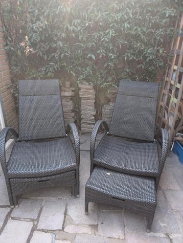 2 lounge recliner garden tuinstoelen beschikbaar voor biedingen