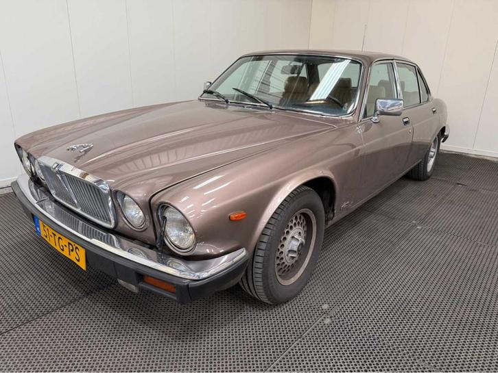 Jaguar - Sovereign - XJ 6 4.2 - Serie 3 - Oldtimer - 1983, Auto's, Oldtimers, Jaguar, Overige brandstoffen, Sedan, Automaat