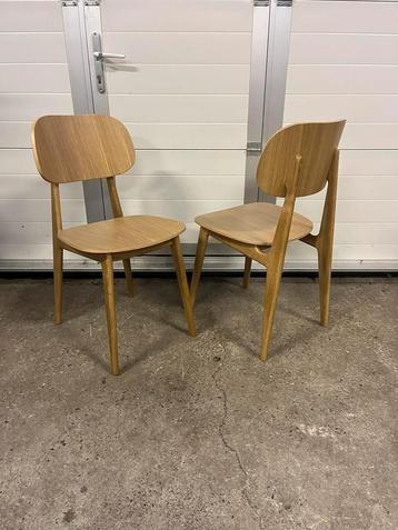 10 stuks luxe nieuwe eikenhouten design stoelen beschikbaar voor biedingen