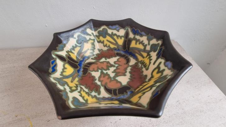 Art Deco Aardewerk Schaal C.M. Bergen, Antiek en Kunst, Antiek | Schalen, Ophalen of Verzenden
