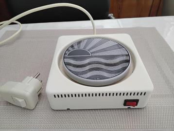 Warmhoudplaatje met 2 standen VINTAGE goed werkend beschikbaar voor biedingen