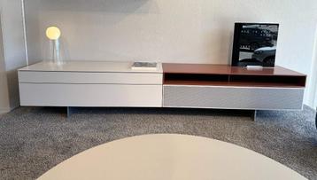 Interlubke Cube Change tv kast beschikbaar voor biedingen