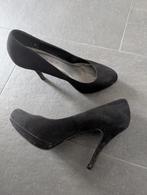 Pump, Ophalen of Verzenden, Zo goed als nieuw, Zwart