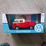 Volkswagen T1 Doka Rood wit 1/24 Motormax nieuw, Ophalen of Verzenden, Nieuw, Auto, Motormax