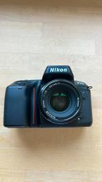 Nikon F70 + Nikkor 50mm f/1.8 lens, Audio, Tv en Foto, Fotocamera's Analoog, Ophalen of Verzenden, Gebruikt, Spiegelreflex, Nikon