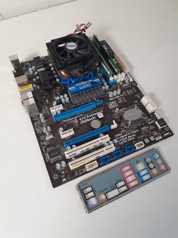 ASRock 870 Extreme3 Socket AM3 Moederbord + CPU + 4GB RAM  beschikbaar voor biedingen