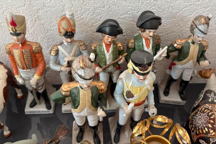 Oude militaire beeldjes, ca. 20cm, Antiek en Kunst, Kunst | Beelden en Houtsnijwerken, Ophalen