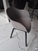 Eetkamerstoelen (Kuip - grijs met zwarte houten poten), Gebruikt, Vijf, Zes of meer stoelen, Ophalen, Hout