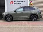 Volkswagen Tiguan 1.5 eTSI R-Line Edition Pano/Sfeer/Massage, 12 maanden, 1498 cc, 4 cilinders, Leder en Stof