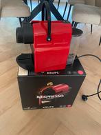 Krups inissia nespresso machine, Koffiemachine, Ophalen of Verzenden, Zo goed als nieuw, Koffiepads en cups