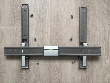 Vogel TV muurbeugel beschikbaar voor biedingen