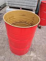 Extra zware stooktonnen van 210 liter inhoud, Ophalen, Zo goed als nieuw, IJzer