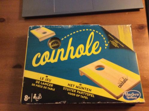 Coinhole. gezelschapsspel van Hasbro. Nieuw, Hobby en Vrije tijd, Gezelschapsspellen | Overige, Nieuw, Ophalen of Verzenden