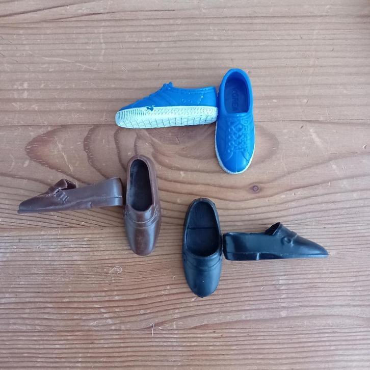 Vintage jaren 70 Mattel Ken schoenen set., Verzamelen, Poppen, Gebruikt, Pop, Verzenden