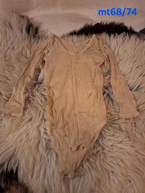 Zijde rompertje maat 68/74, Kinderen en Baby's, Babykleding | Maat 68, Gebruikt, Jongetje of Meisje, Nacht- of Onderkleding, Ophalen of Verzenden
