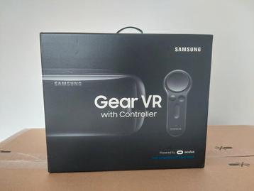 Samsung Gear VR with Controller beschikbaar voor biedingen