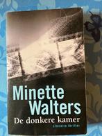 De donkere kamer - Minette Walters, Boeken, Ophalen of Verzenden, Gelezen, Nederland