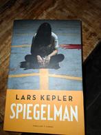 Lars Kepler - Spiegelman, Boeken, Thrillers, Scandinavië, Ophalen of Verzenden, Zo goed als nieuw, Lars Kepler