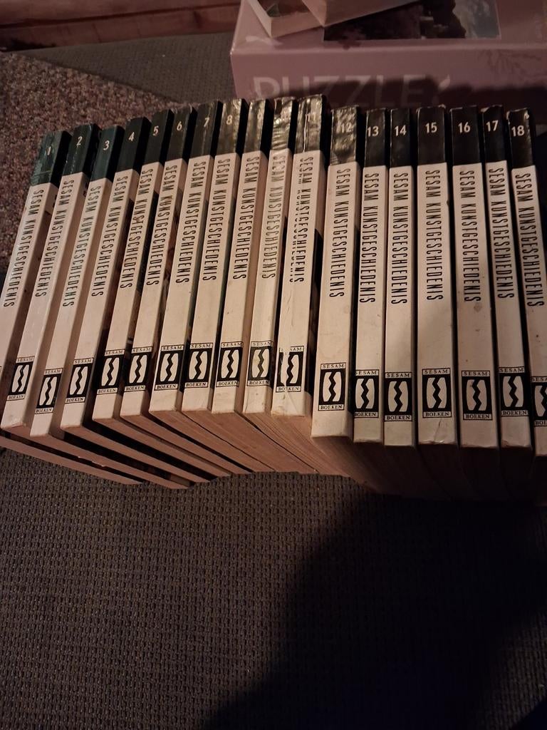 Kunstgeschiedenis Sesam 15 Complete Set (18 delen), Boeken, Ophalen of Verzenden