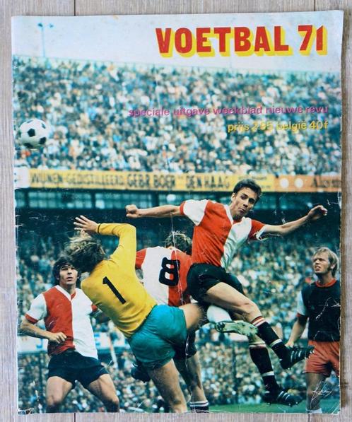 Voetbal 71 speciale uitgave weekblad Nieuwe Revue -Europacup, Verzamelen, Sportartikelen en Voetbal, Gebruikt, Boek of Tijdschrift