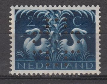 Postfris zegel perfin Rode kruis beschikbaar voor biedingen