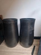 2 hoge bloempotten, Tuin en Terras, Bloempotten, Gebruikt, Rond, Ophalen of Verzenden, Minder dan 25 cm