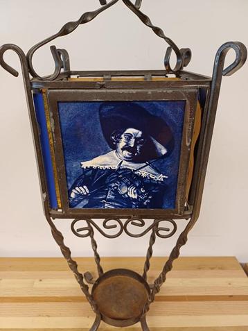 Vintage paraplubak met tegels van Frans Hals beschikbaar voor biedingen