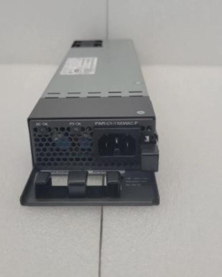 CISCO PWR-C1-1100WAC - 1100W AC Config 1 Power Supply, Computers en Software, Interne voedingen, Zo goed als nieuw, Ophalen of Verzenden